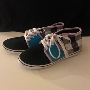 Vans Camryn Black/White Plaid, Turquoise and Purple Trim Womens Size 7